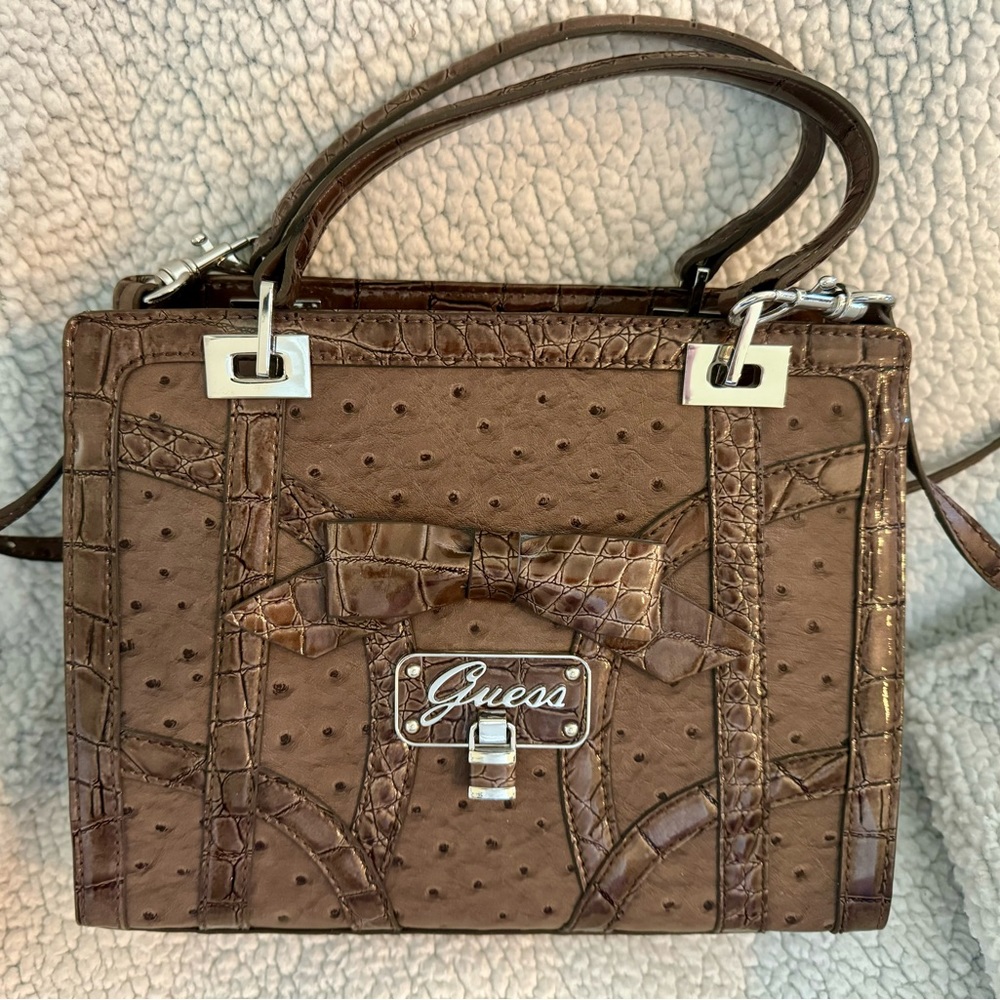 Guess Purse/Tote, New Without Tags.